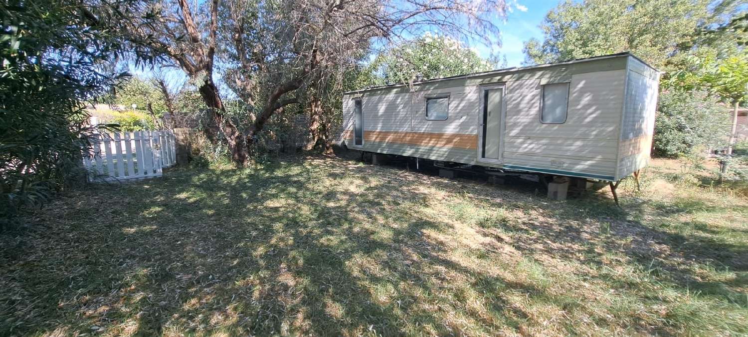  te koop terrein Vias Hérault 1