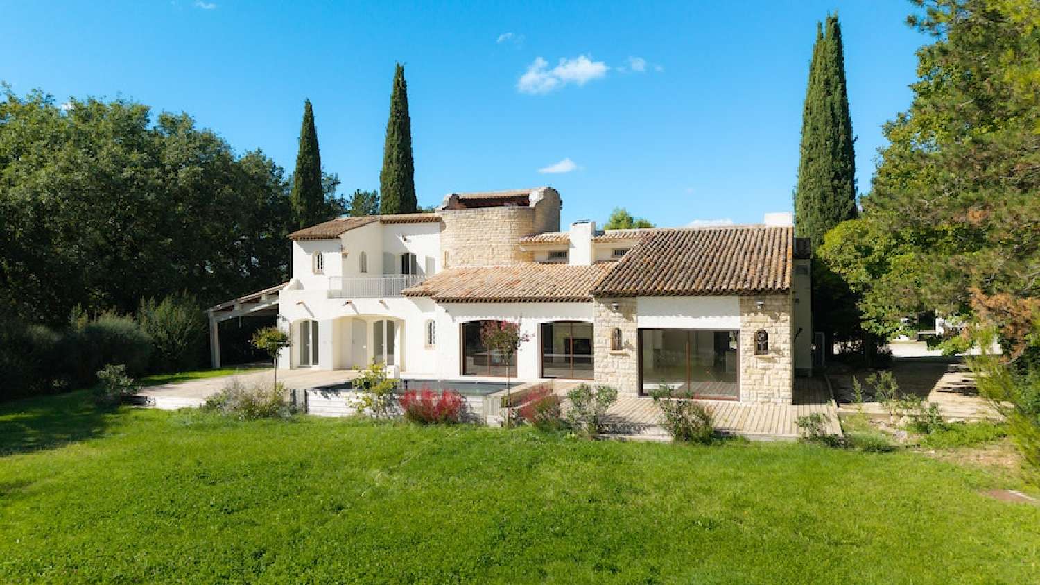  à vendre villa Aix-en-Provence Bouches-du-Rhône 2