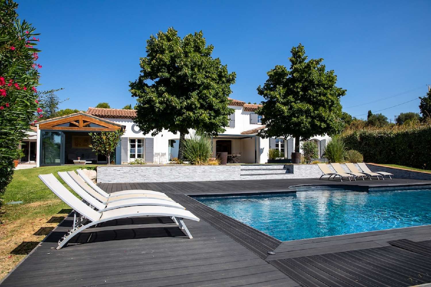  te koop villa Aix-en-Provence Bouches-du-Rhône 2