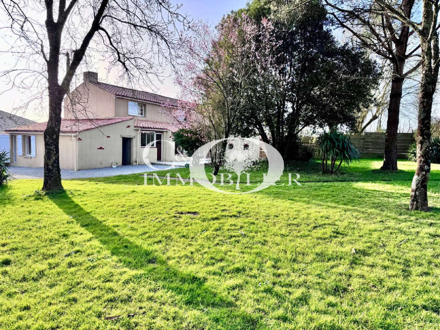  te koop villa Aizenay Vendée 2
