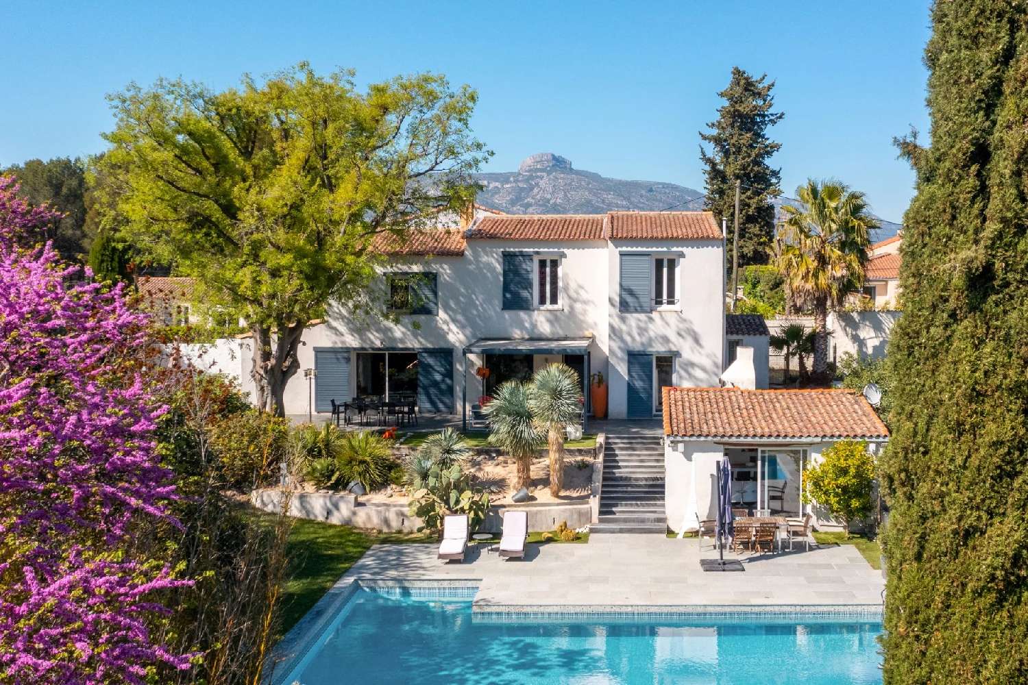  te koop villa Aubagne Bouches-du-Rhône 1