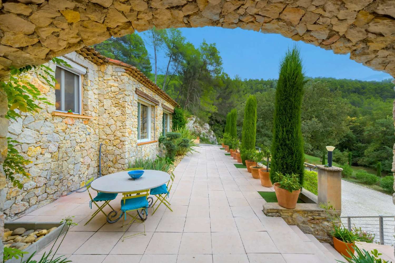 en venta villa Auriol Bocas del Ródano 8