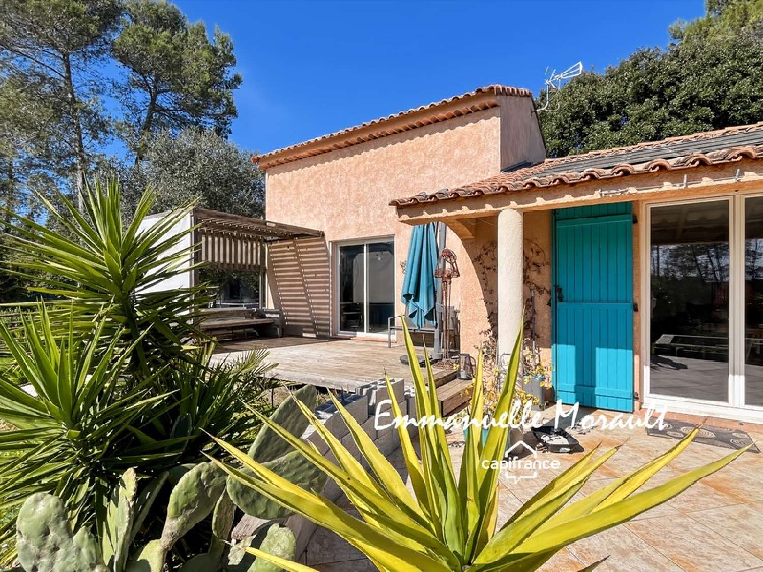for sale villa Bagnols-en-Forêt Var 3