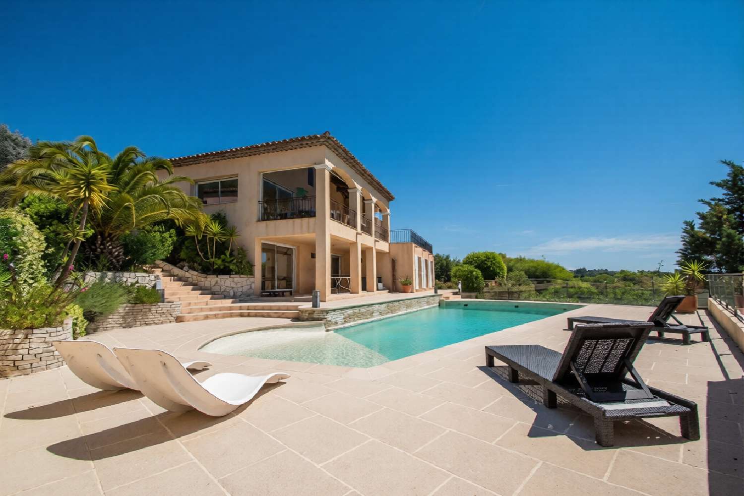 for sale villa Bagnols-en-Forêt Var 2