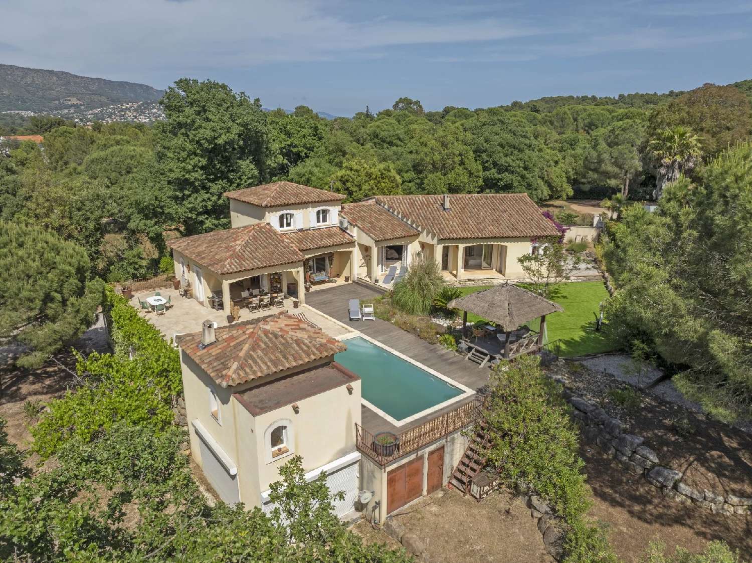 à vendre villa Bormes-les-Mimosas Var 2