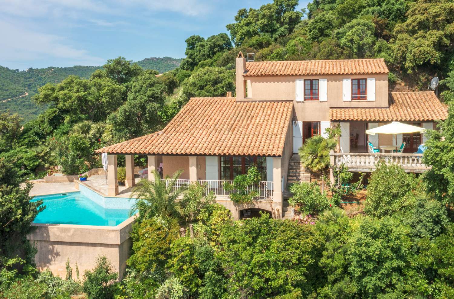 for sale villa Cavalaire-sur-Mer Var 2