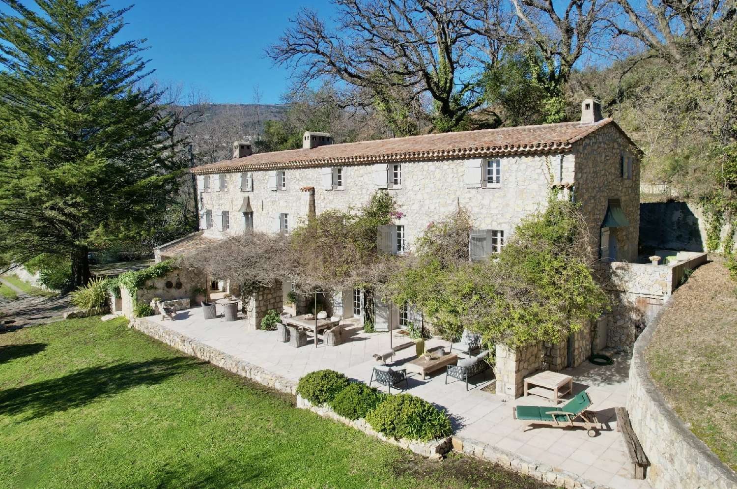  à vendre villa Châteauneuf-Grasse Alpes-Maritimes 1