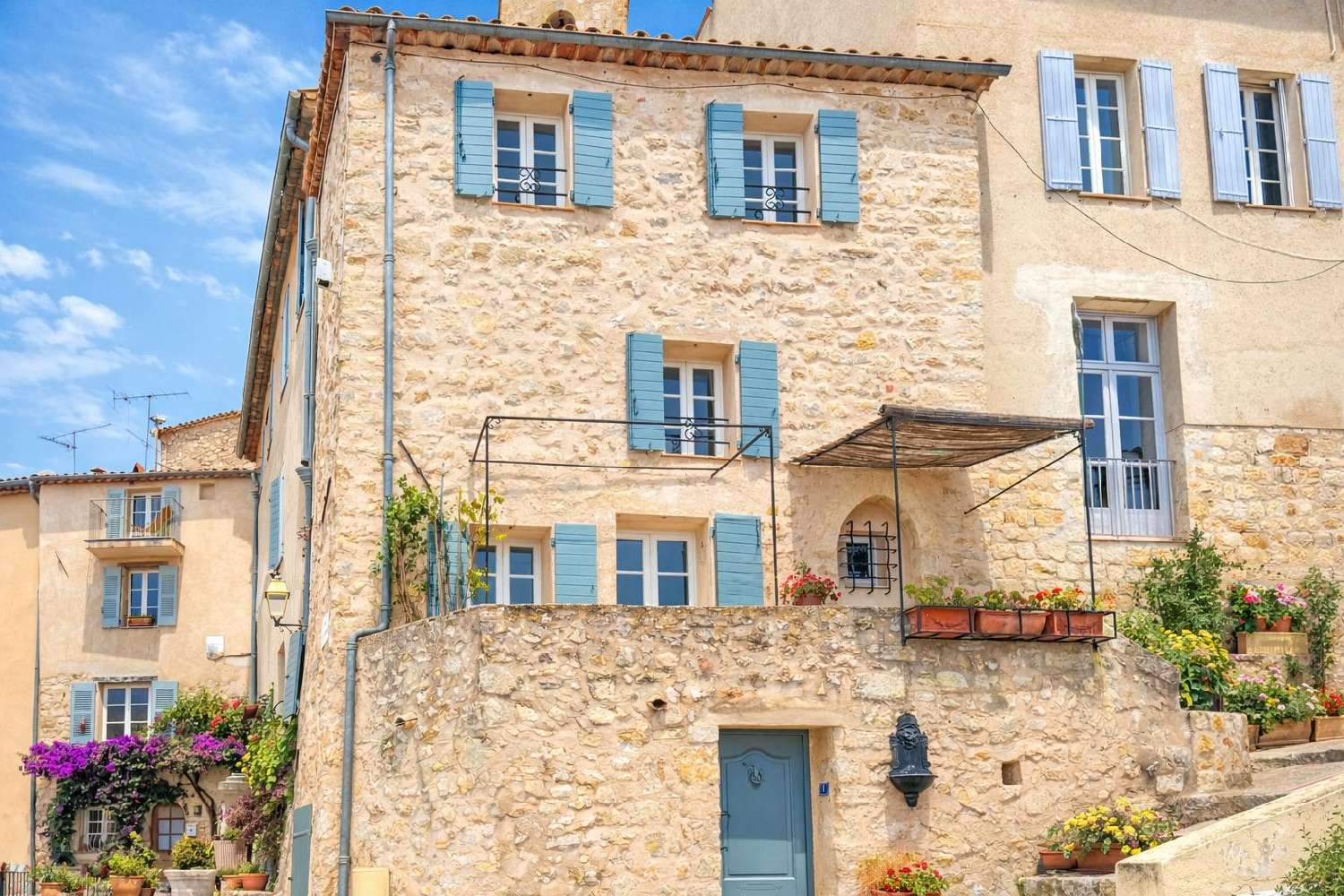  à vendre villa Châteauneuf-Grasse Alpes-Maritimes 1