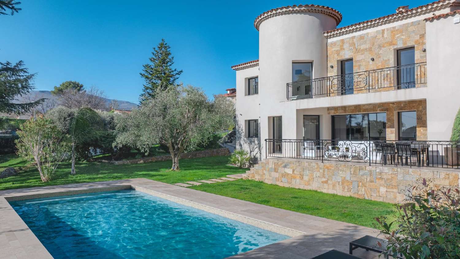  for sale villa Châteauneuf-Grasse Alpes-Maritimes 3