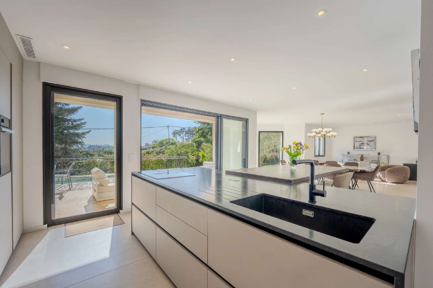  for sale villa Châteauneuf-Grasse Alpes-Maritimes 5