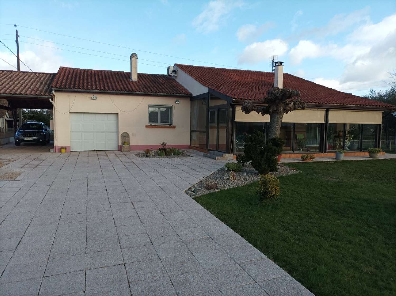  for sale villa Condezaygues Lot-et-Garonne 1