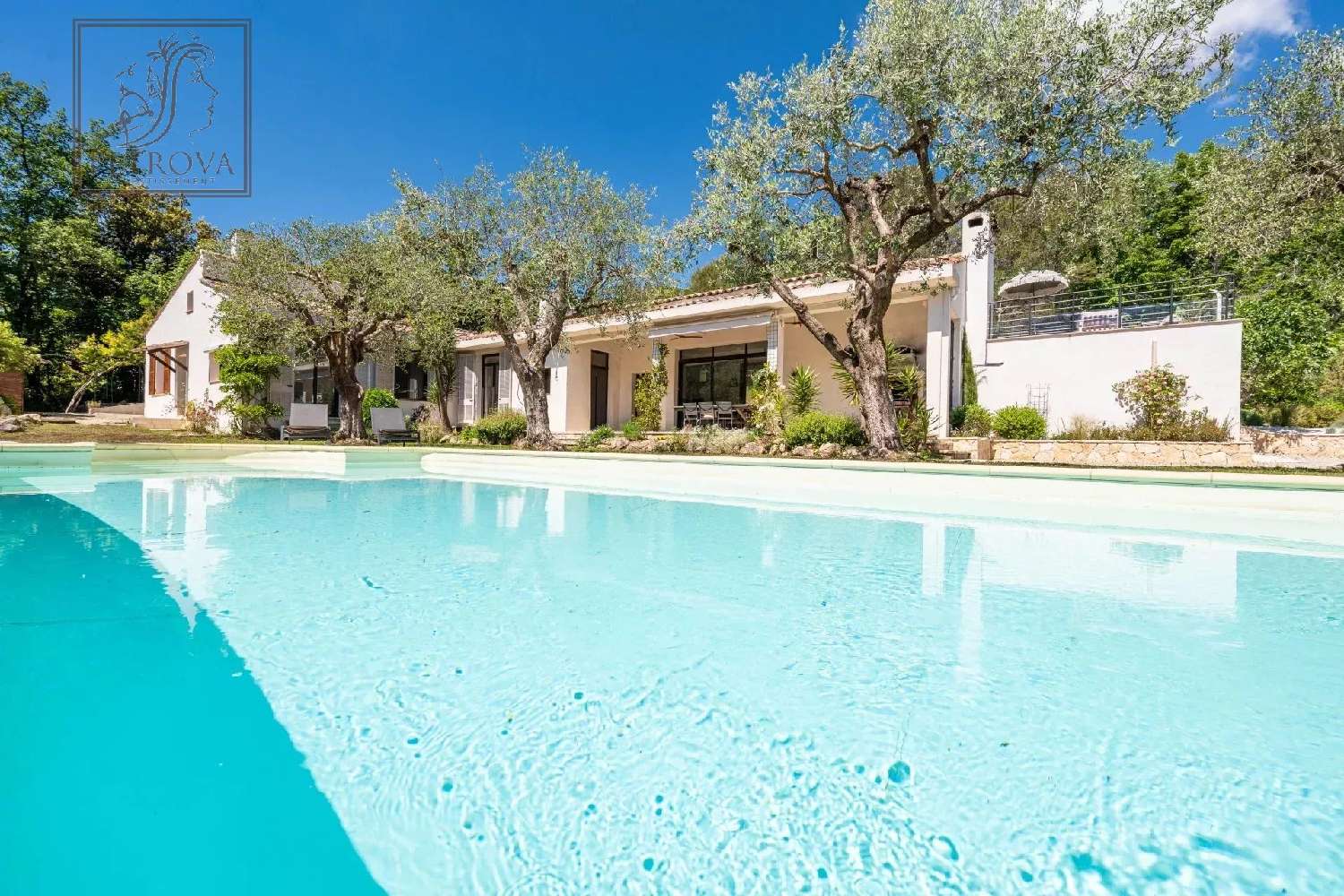 te koop villa Coursegoules Alpes-Maritimes 1