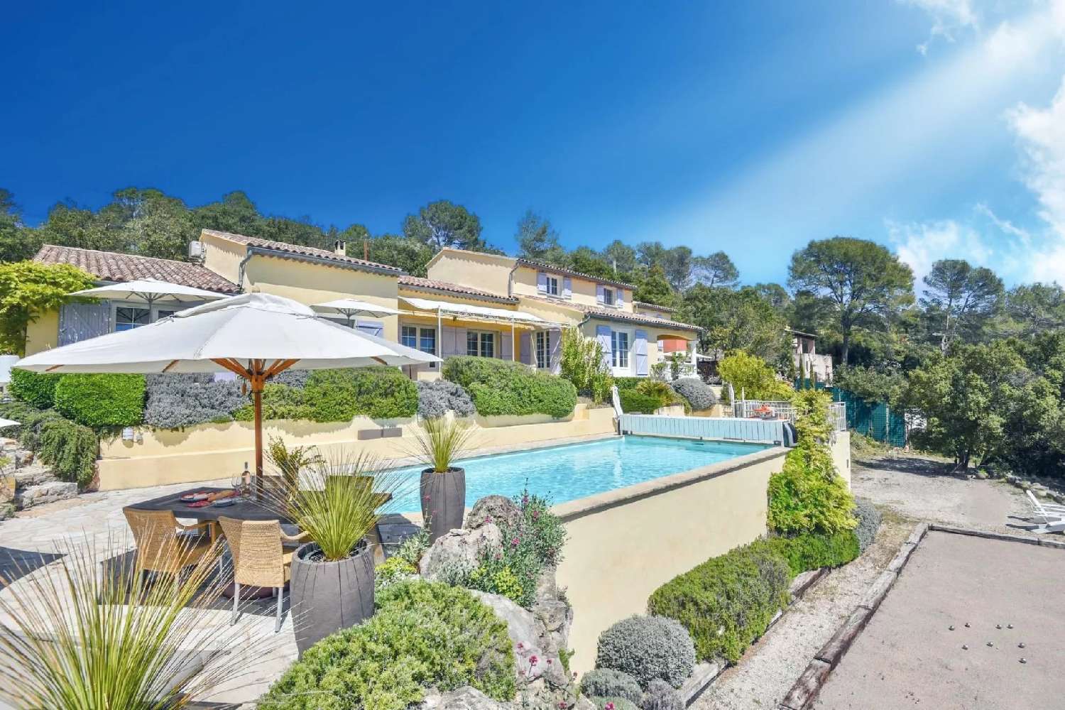 à vendre villa Entrecasteaux Var 1