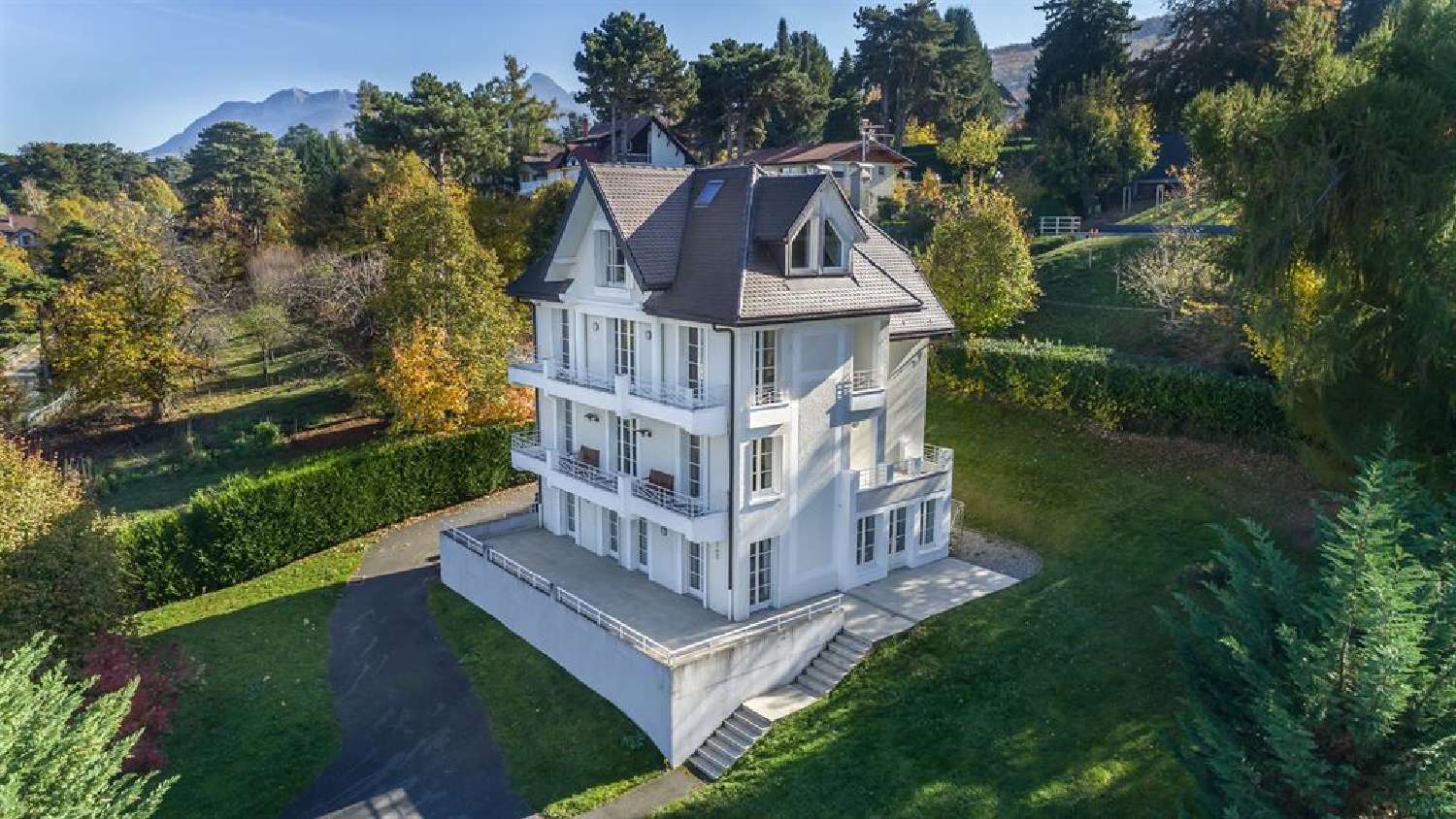 à vendre villa Évian-les-Bains Haute-Savoie 1