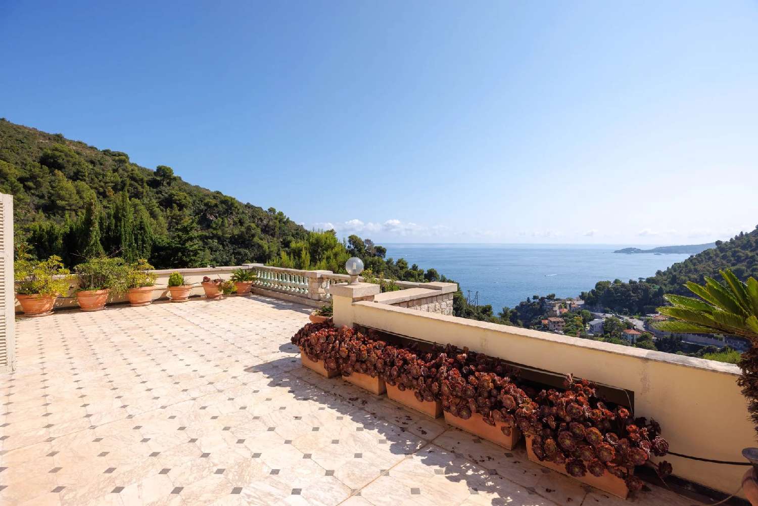 à vendre villa Éze Alpes-Maritimes 8