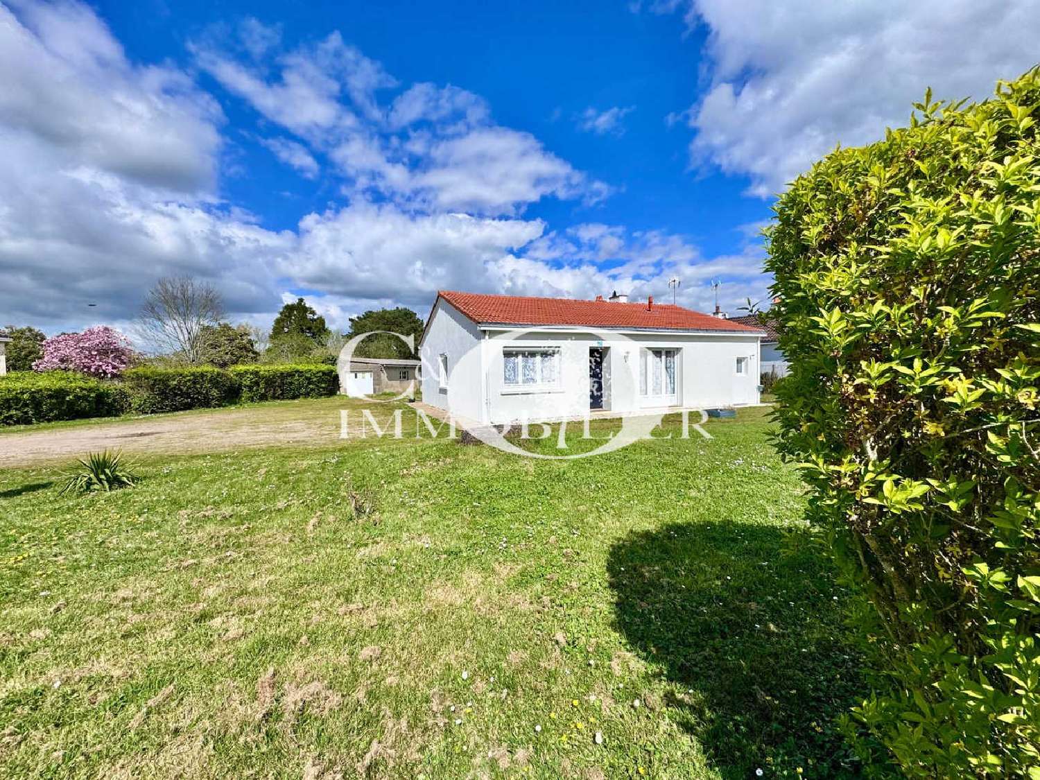 for sale villa Falleron Vendée 1