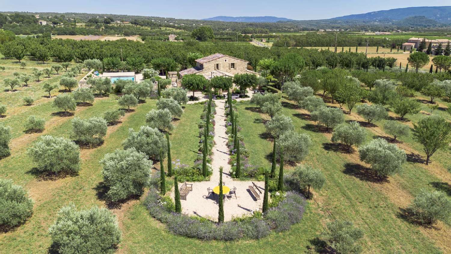  te koop villa Gordes Vaucluse 1