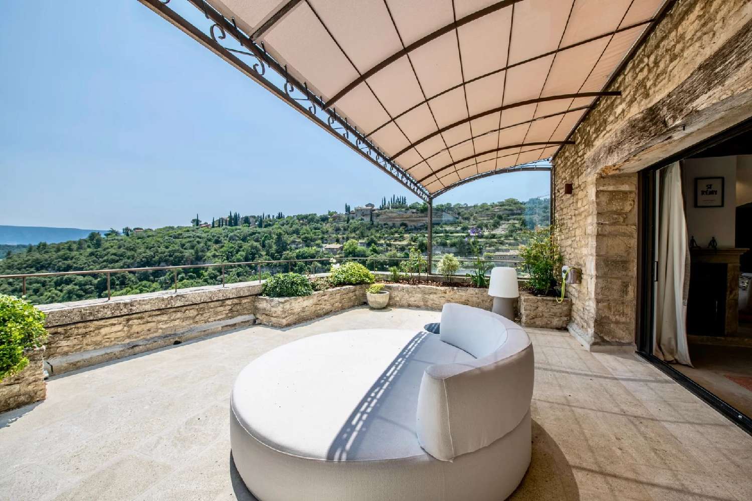  for sale villa Gordes Vaucluse 2