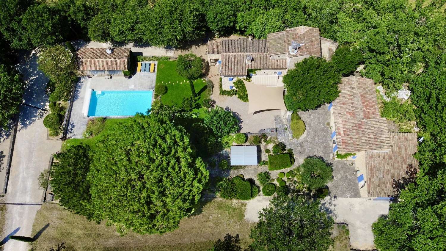 te koop villa Gordes Vaucluse 2