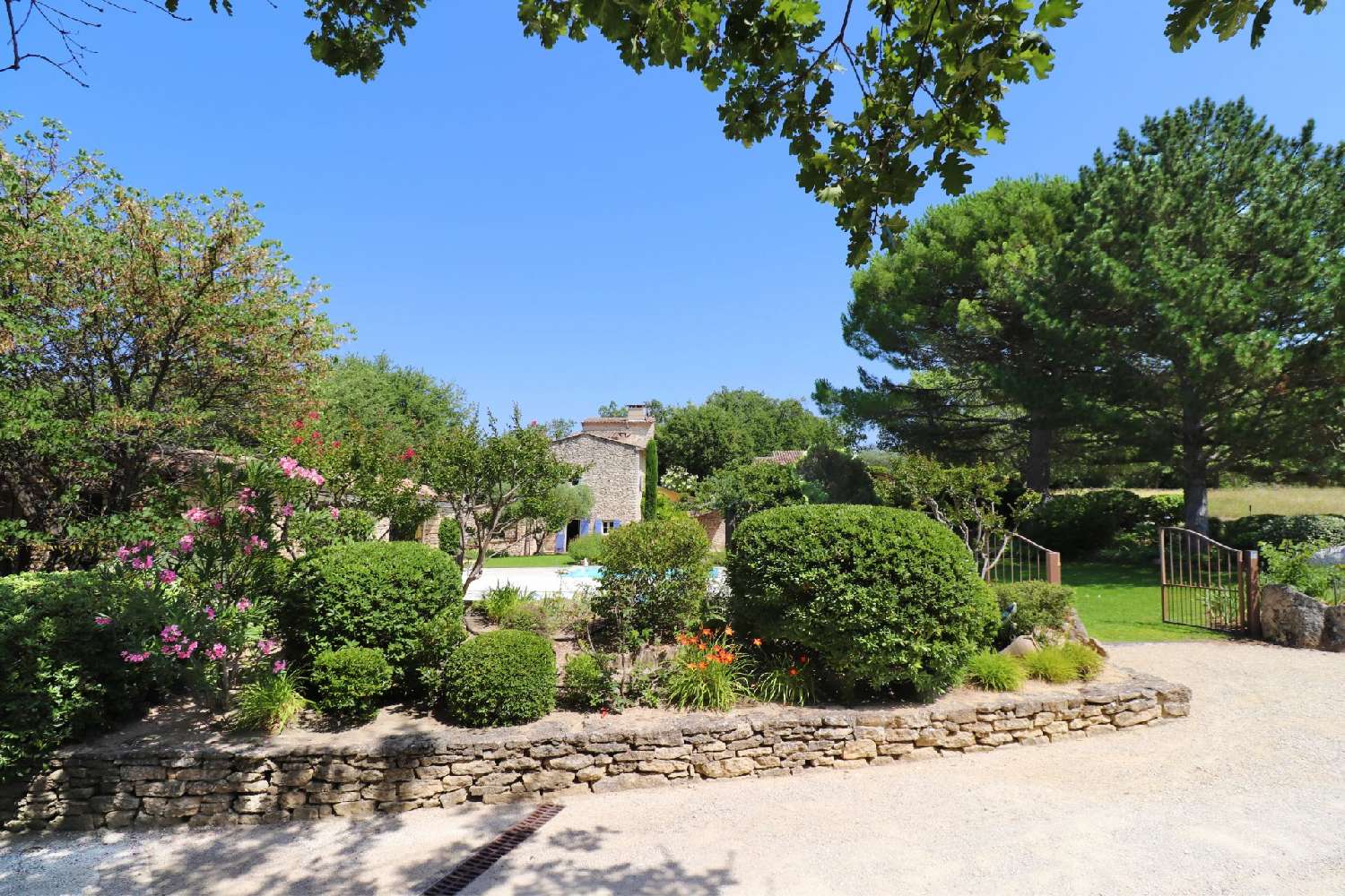 te koop villa Gordes Vaucluse 4