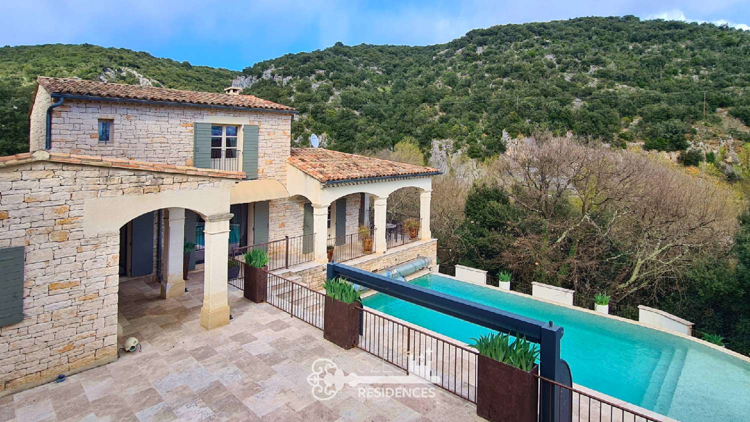  te koop villa Goudargues Gard 2