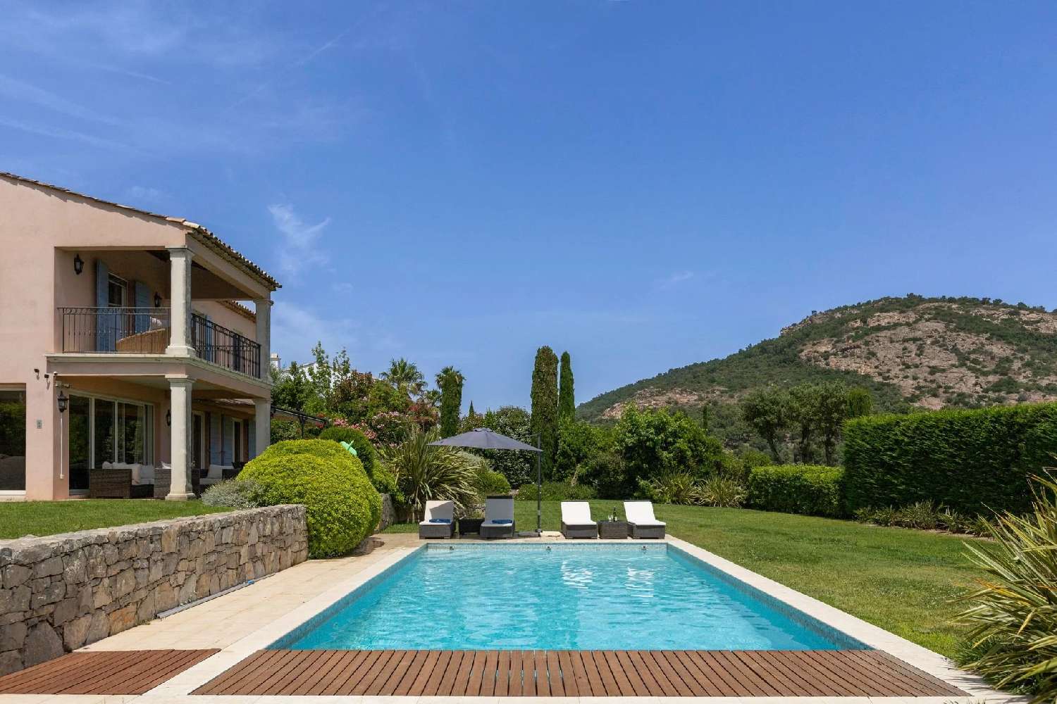 te koop villa Grimaud Var 3