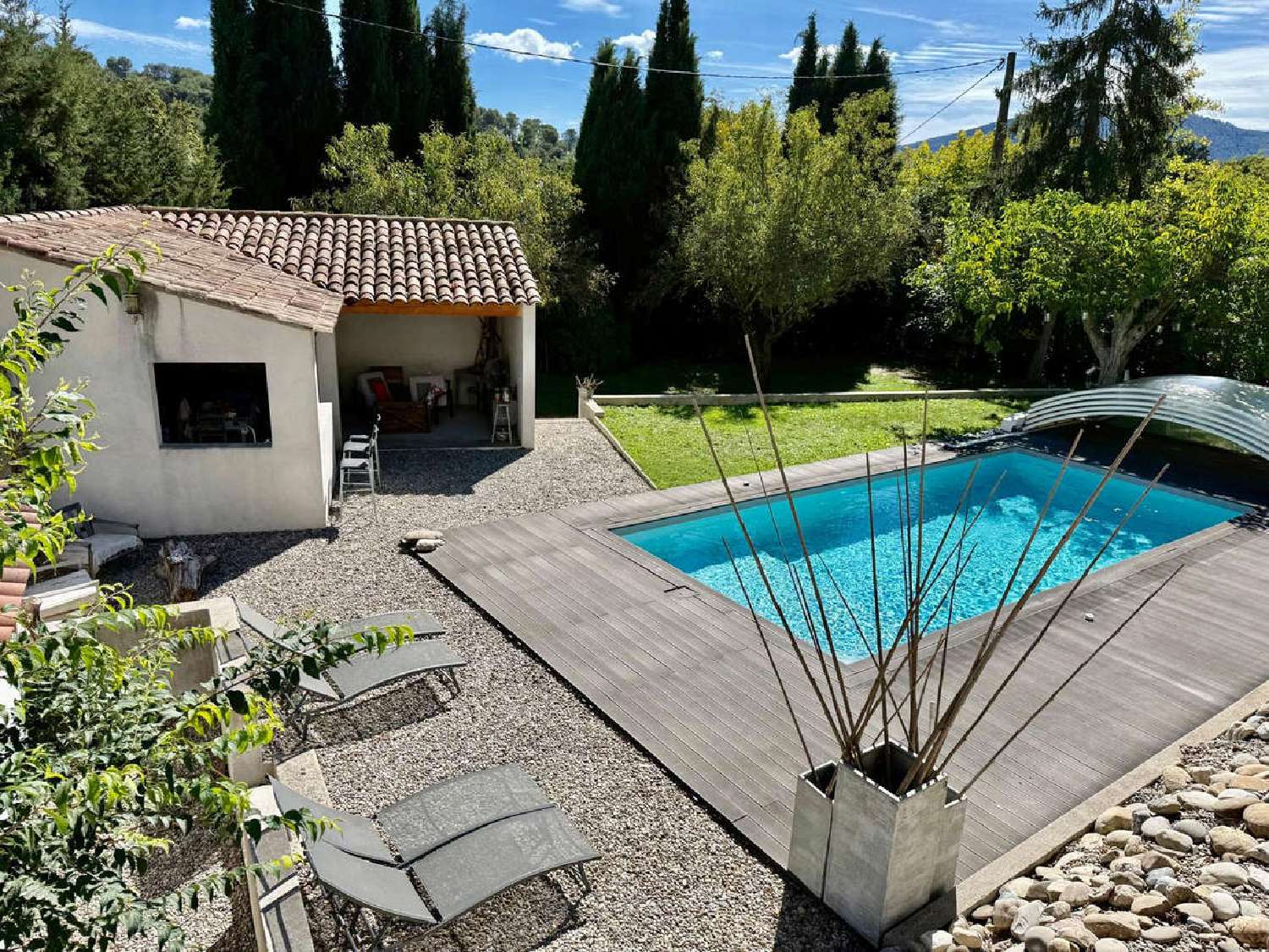 à vendre villa Jouques Bouches-du-Rhône 2