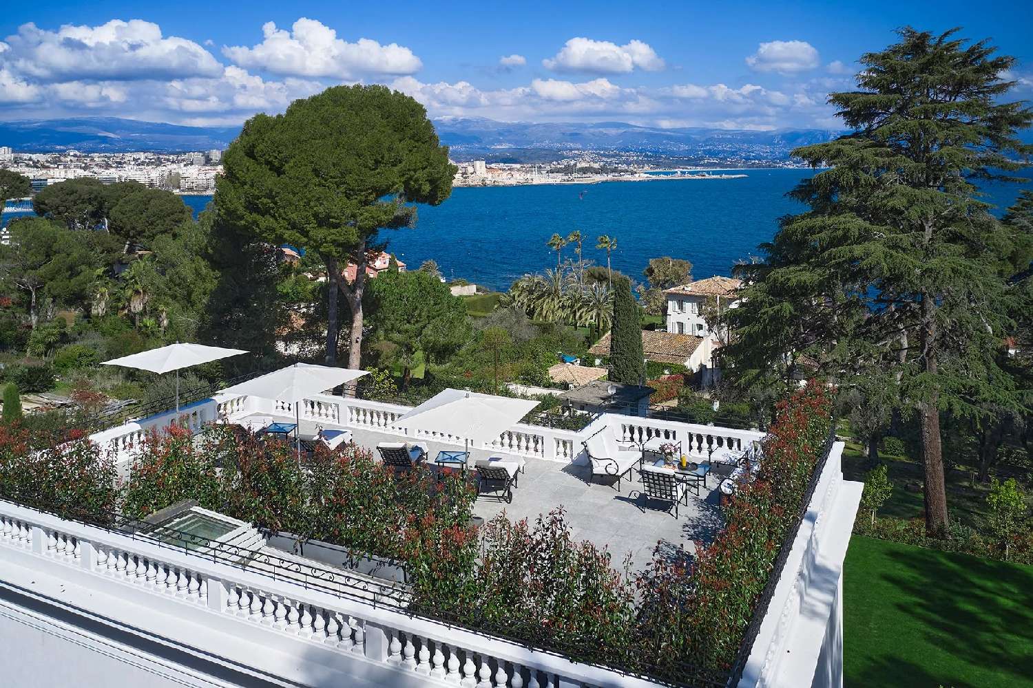 à vendre villa Juan-les-Pins Alpes-Maritimes 5