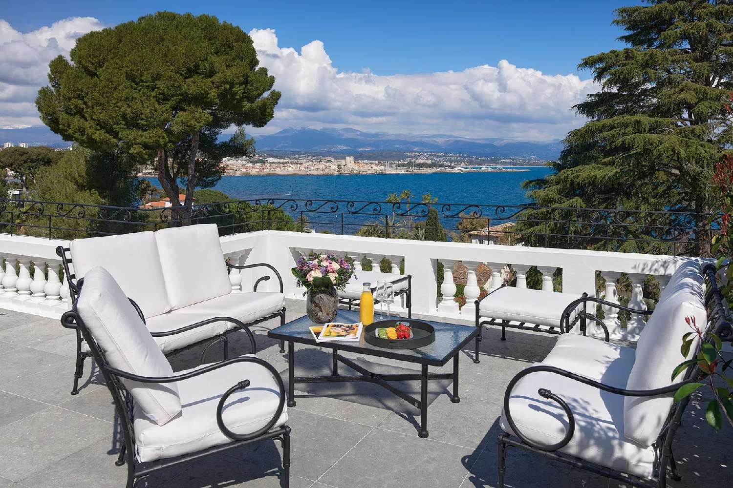à vendre villa Juan-les-Pins Alpes-Maritimes 6