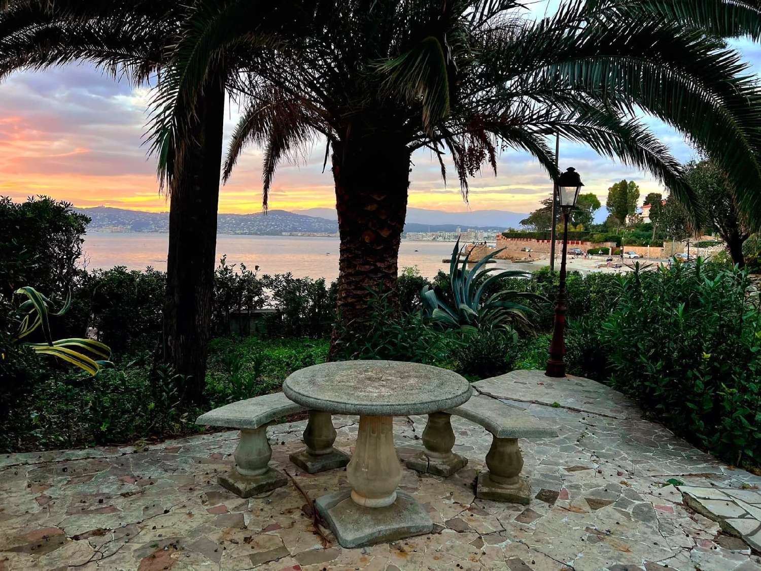 te koop villa Juan-les-Pins Alpes-Maritimes 3