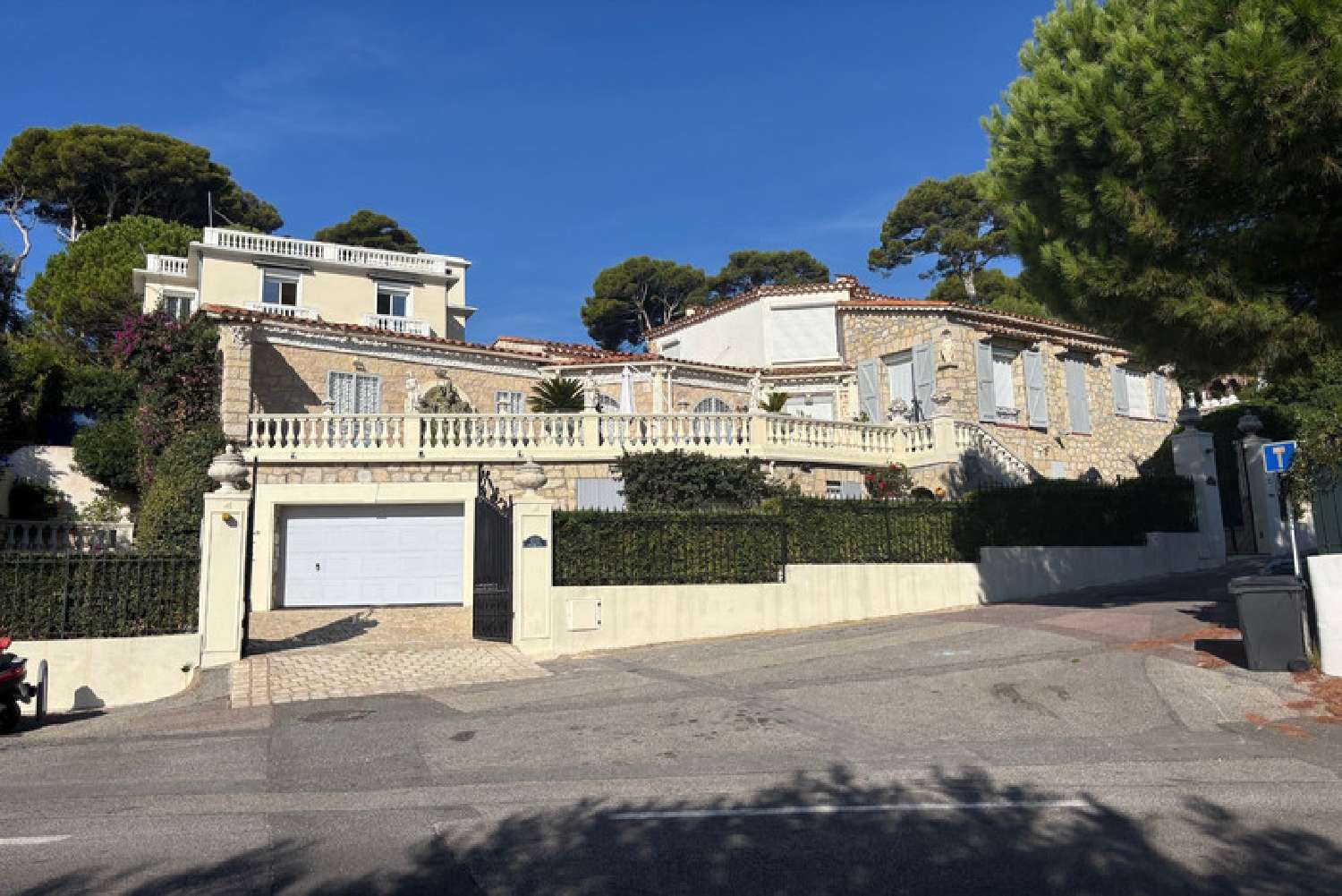 à vendre villa Juan-les-Pins Alpes-Maritimes 5