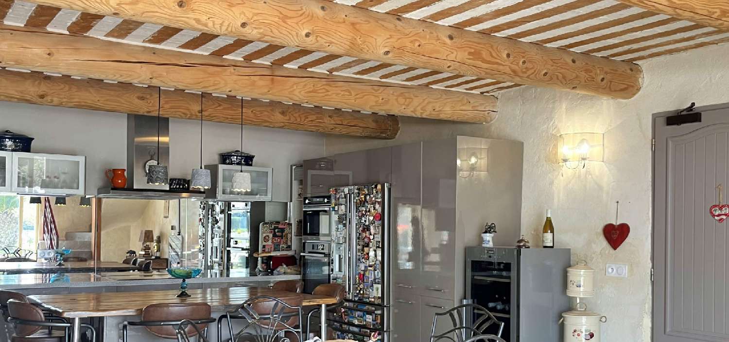  te koop villa L'Isle-sur-la-Sorgue Vaucluse 4