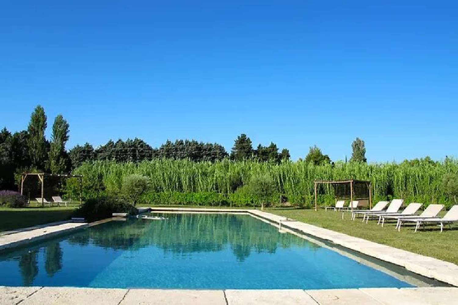  te koop villa L'Isle-sur-la-Sorgue Vaucluse 1