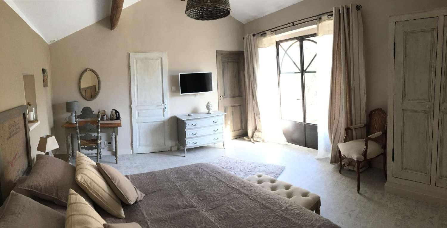  te koop villa L'Isle-sur-la-Sorgue Vaucluse 4