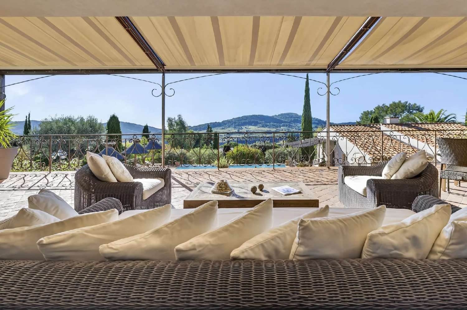  for sale villa La Cadière-d'Azur Var 5