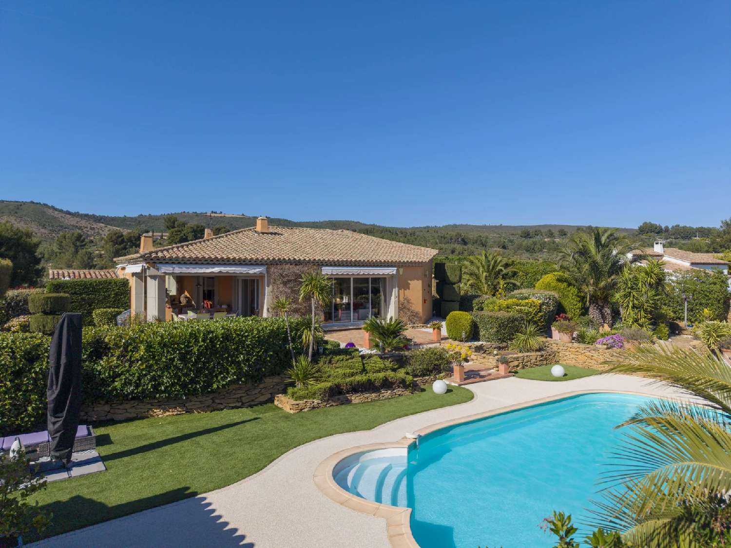  for sale villa La Cadière-d'Azur Var 1