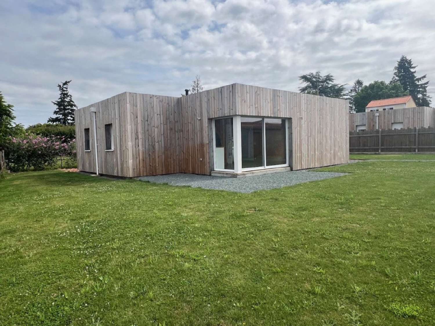  for sale villa La Réorthe Vendée 2