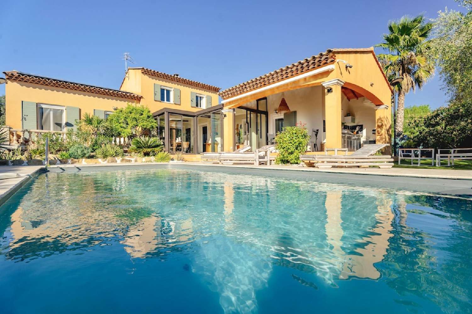 à vendre villa Laouque Var 1