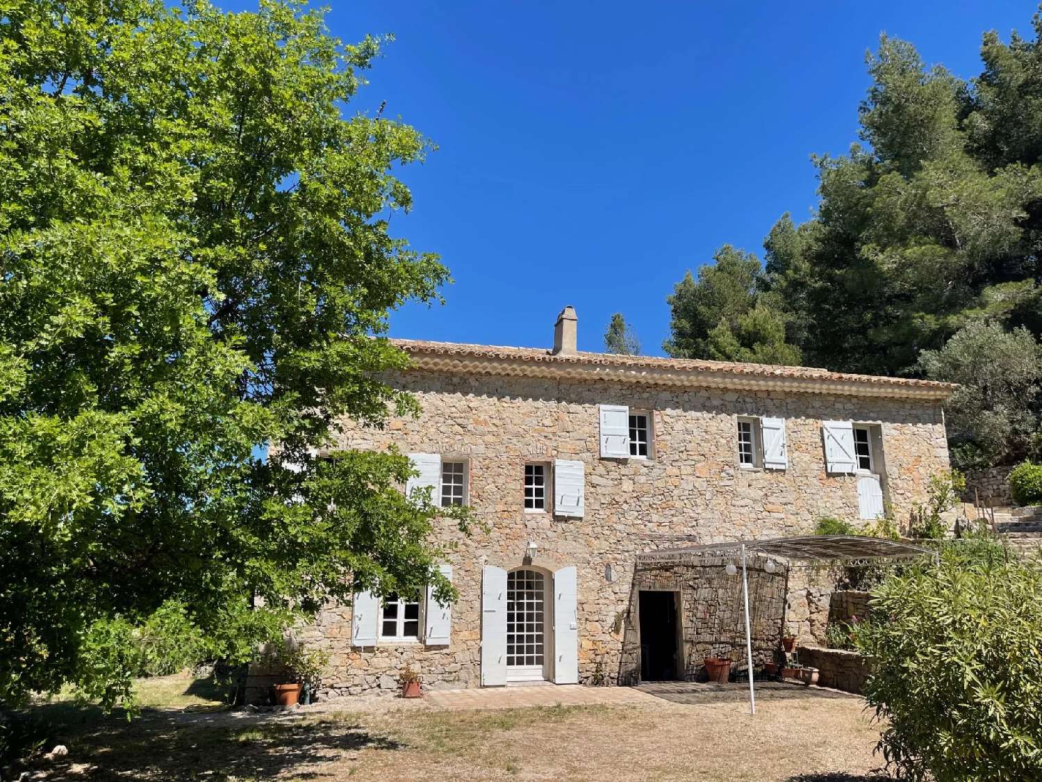  for sale villa Le Beausset Var 5