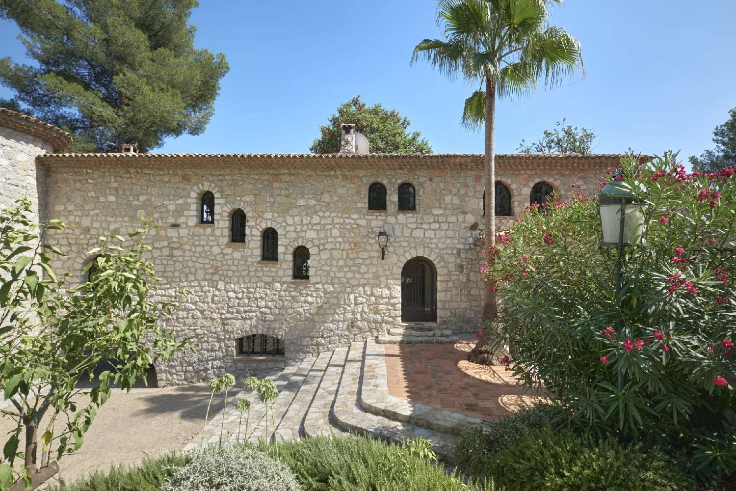 à vendre villa Le Rouret Alpes-Maritimes 5