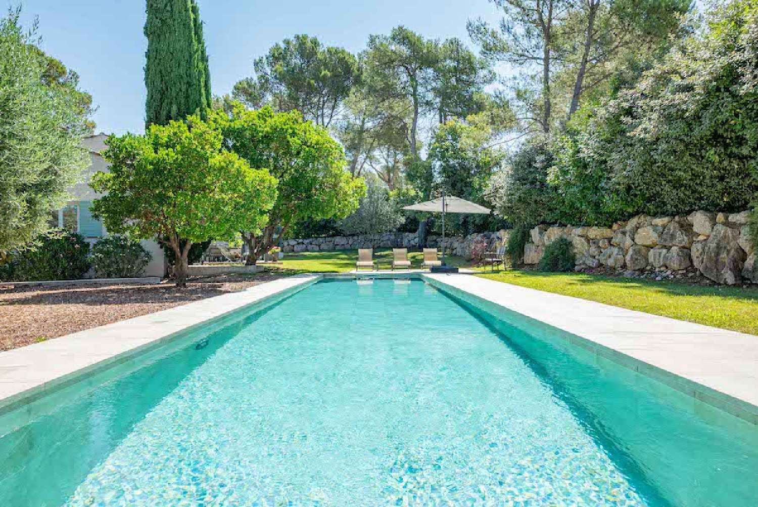 à vendre villa Le Tholonet Bouches-du-Rhône 1