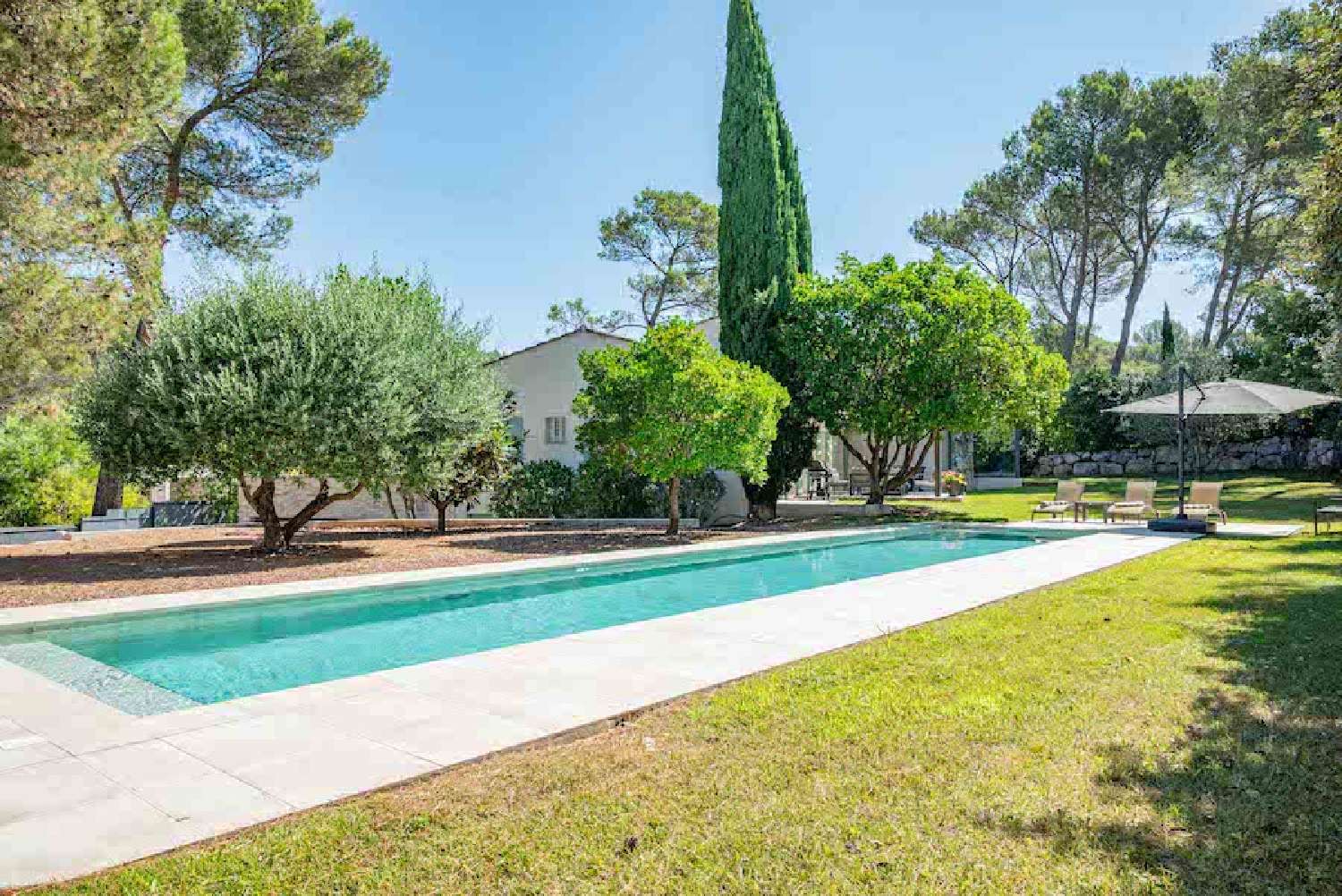 à vendre villa Le Tholonet Bouches-du-Rhône 2