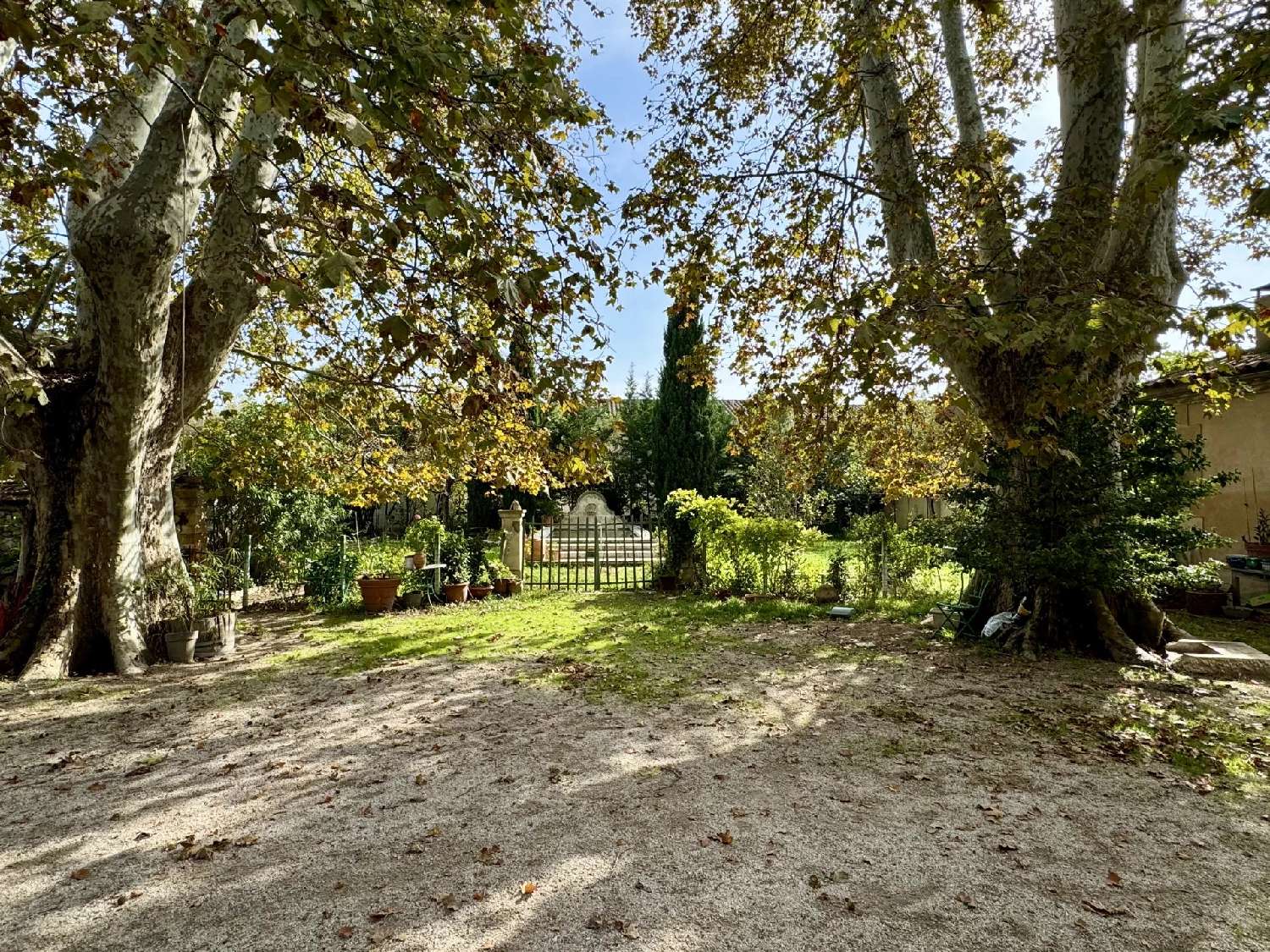  te koop villa Le Thor Vaucluse 2