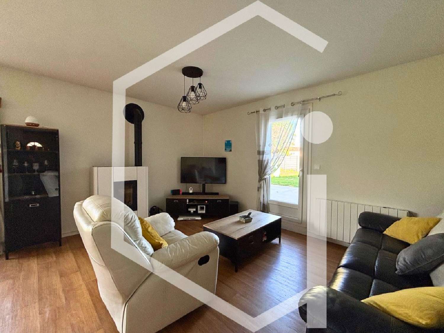  à vendre villa Léré Cher 4