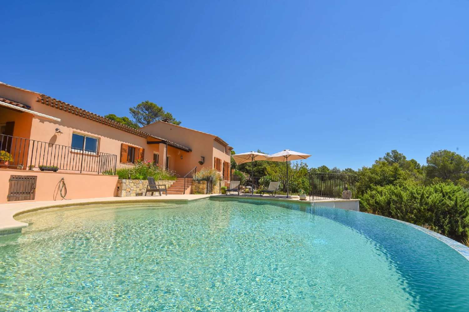  for sale villa Lorgues Var 6