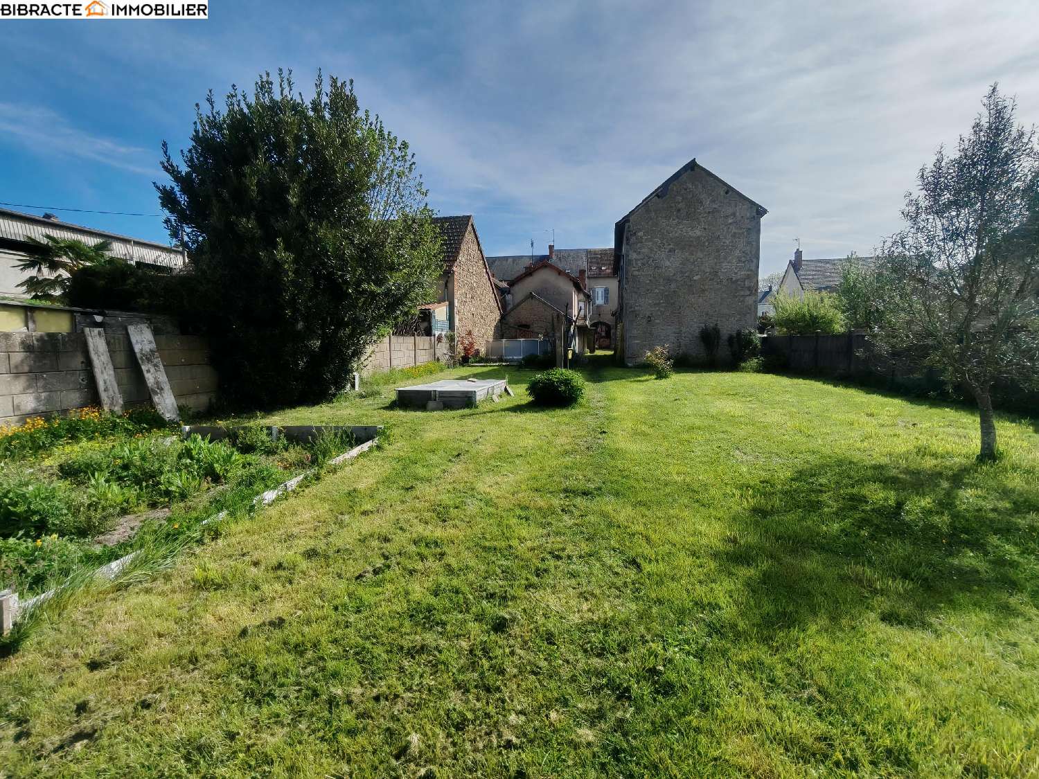  te koop villa Luzy Nièvre 1