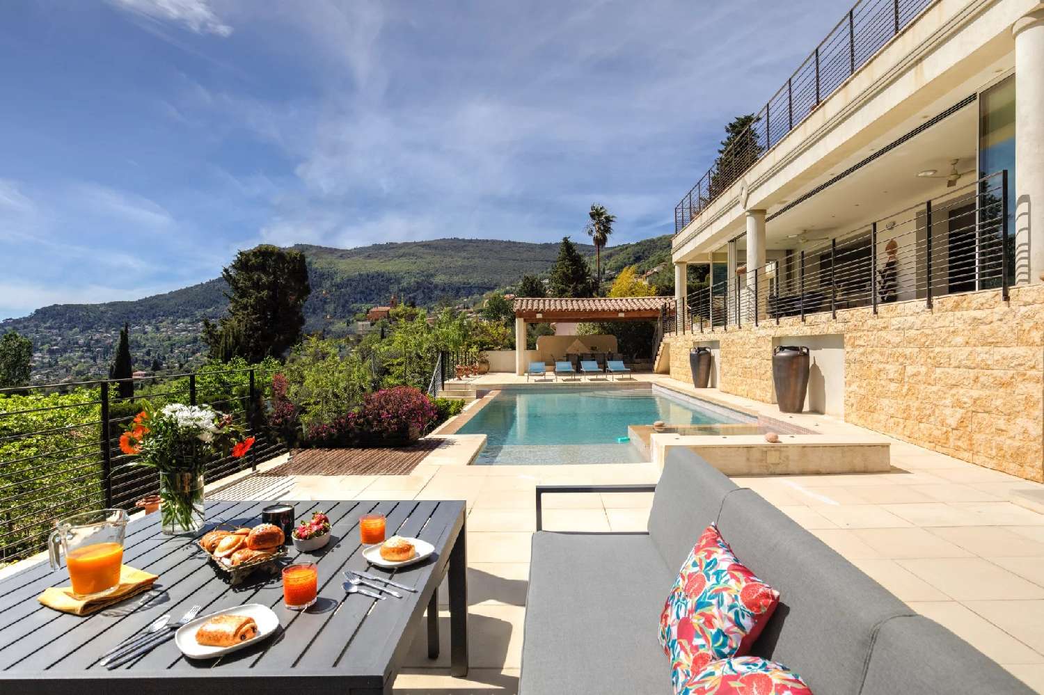  for sale villa Magagnosc Alpes-Maritimes 1