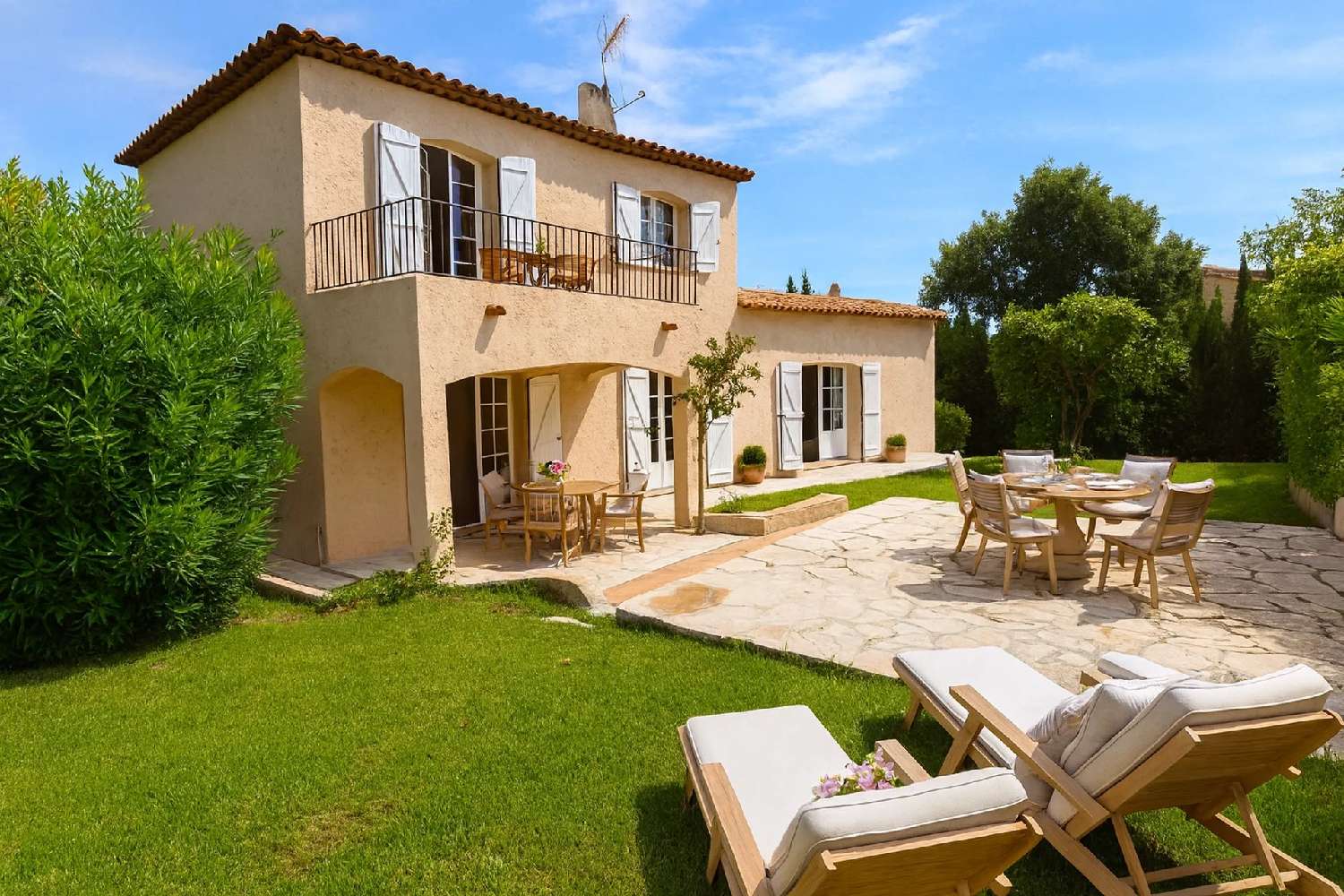  te koop villa Mandelieu-la-Napoule Alpes-Maritimes 1