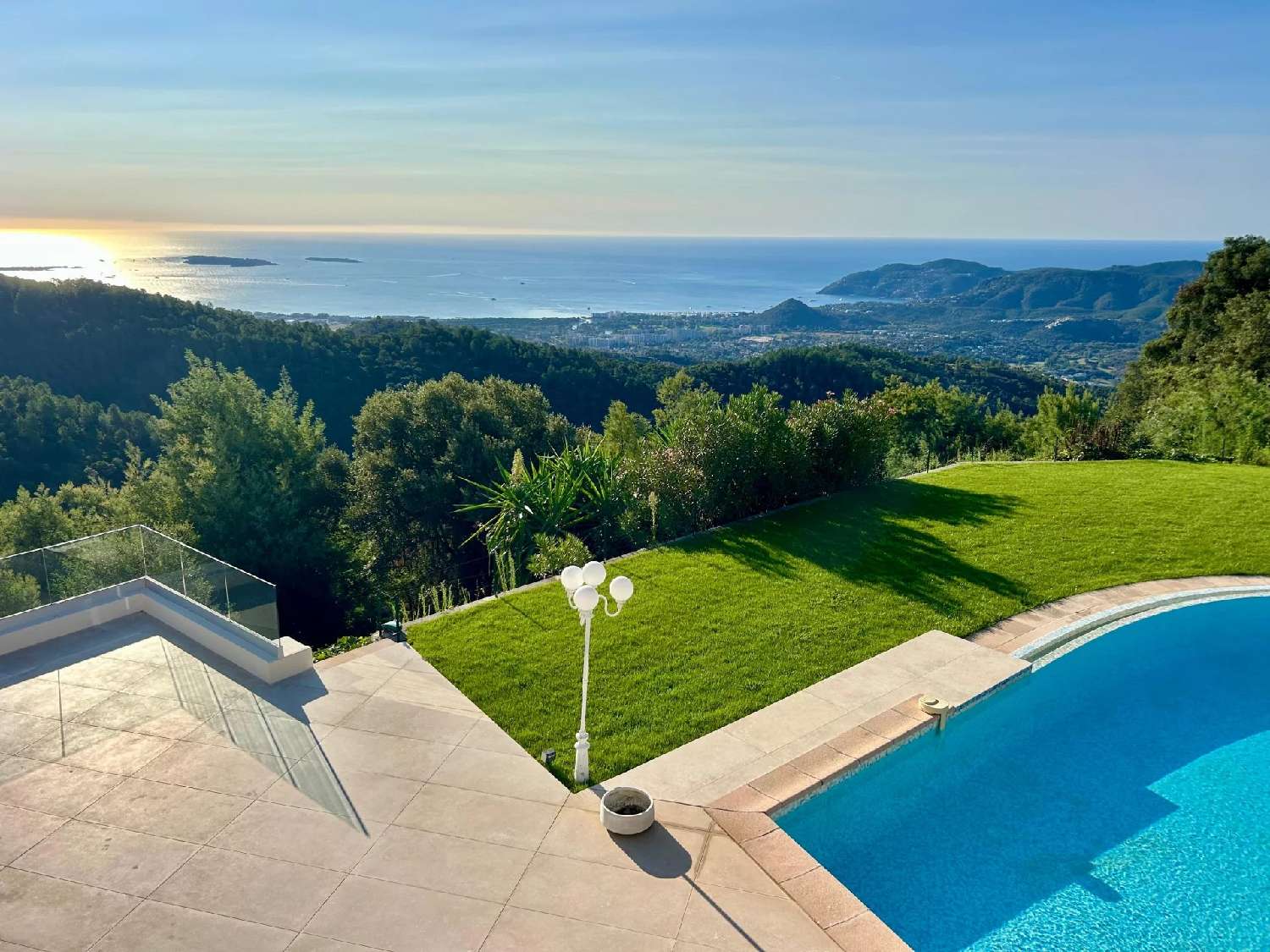 te koop villa Mandelieu-la-Napoule Alpes-Maritimes 1