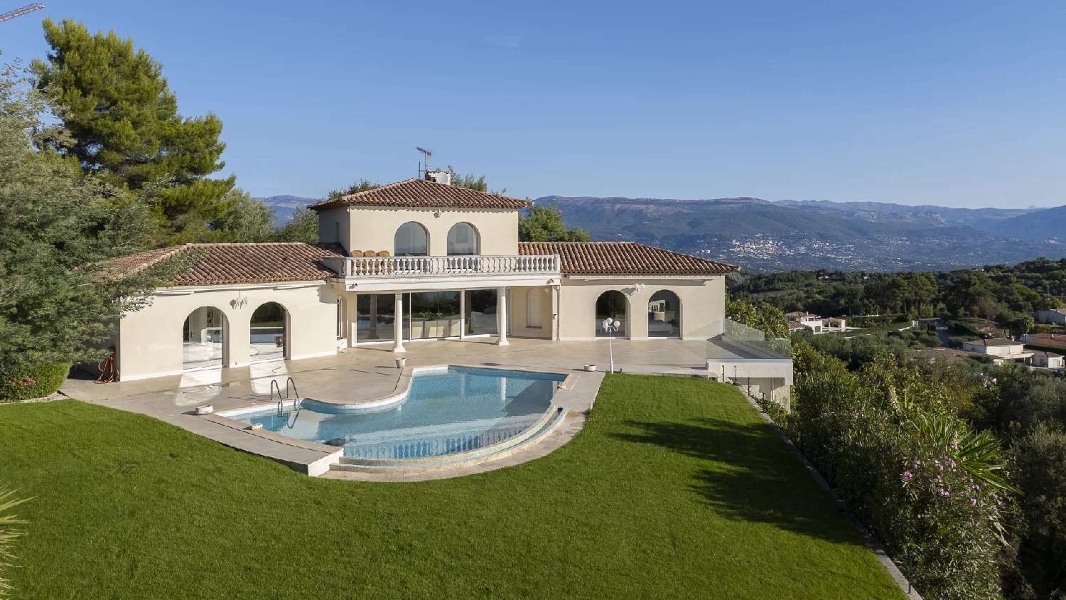 te koop villa Mandelieu-la-Napoule Alpes-Maritimes 2